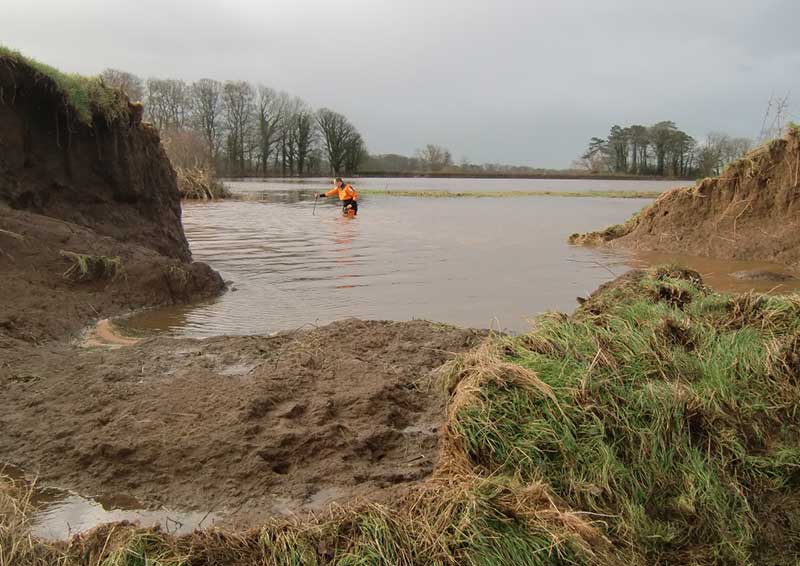 Performance of flood embankments in extreme events, Newcastle